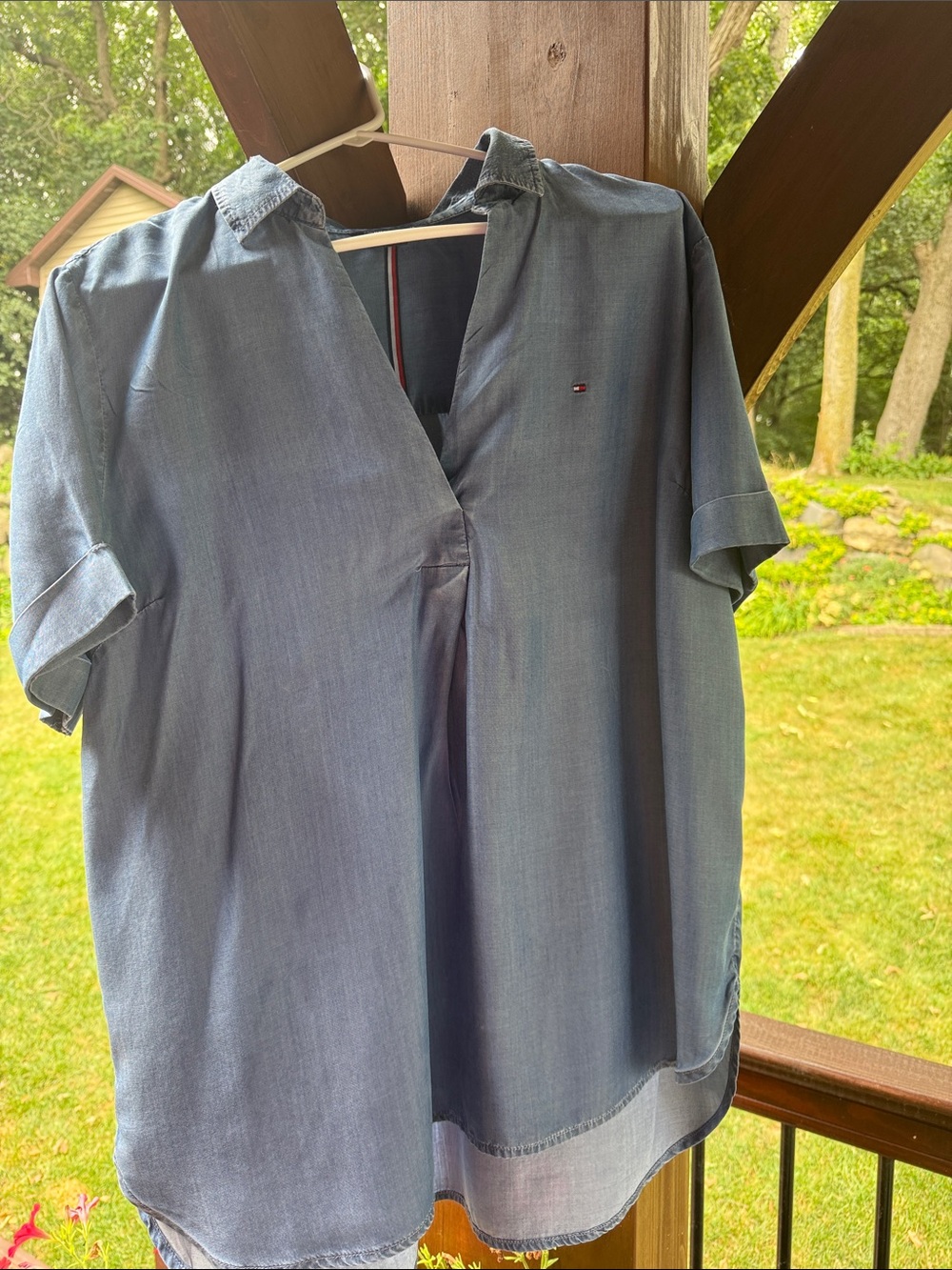 Tommy Hilfiger Blue Short-Sleeve V-Neck Tunic Top